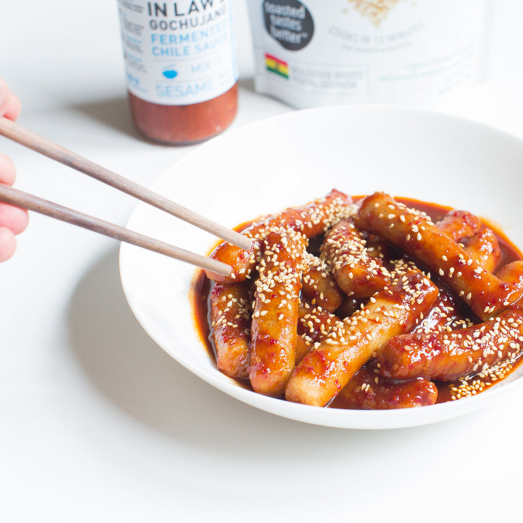 Quinoa Cakes Du-bok-ki (Spicy Rice Cakes)